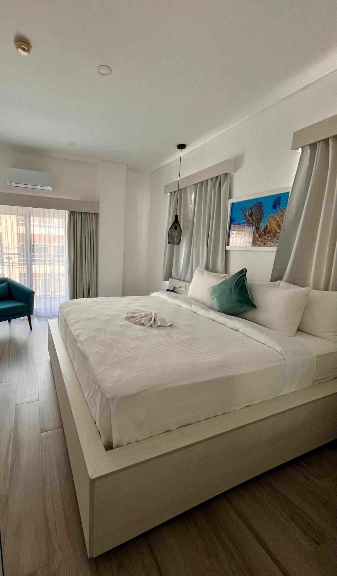 The Watermark Hotel ซานเปโดร ภายนอก รูปภาพ